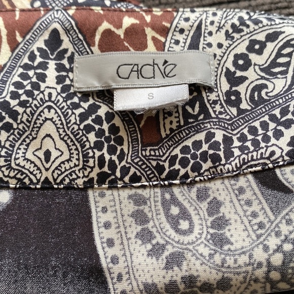 Vintage y2k Cach’e Silky Printed Rhinestone Bling Top - Picture 5 of 5